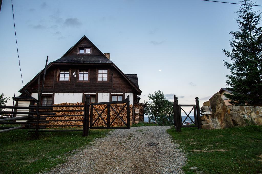 Affittacamere Blyzhche Neba Yablunytsya Esterno foto
