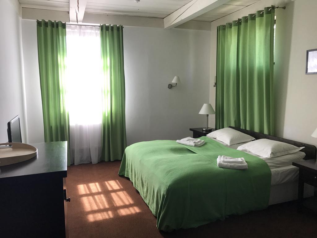 Affittacamere Blyzhche Neba Yablunytsya Esterno foto